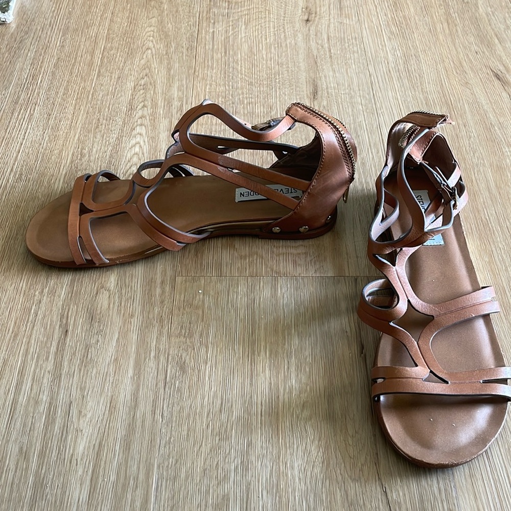 Gladiator sandals like new!